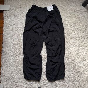 Uniqlo Black Women's Parachute Track Pants with Elastic Waist & cuffs. Sz Med.